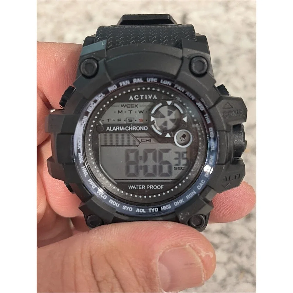 Invicta active men
